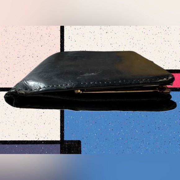 Coach Vintage Black Leather Wallet With Extra Kiss Lock Feature - Picture 5 of 13